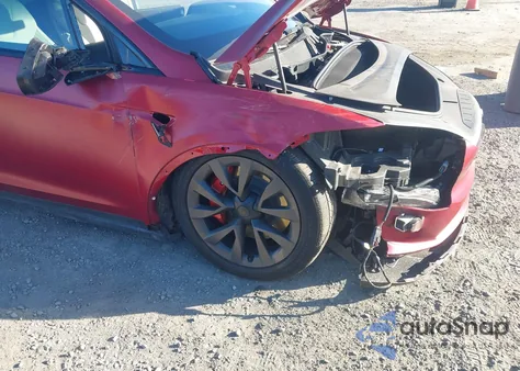 2024 Tesla Model X Plaid Tri Motor All-Wheel Drive from USA, damaged, VIN 7SAXCBE64RF440576